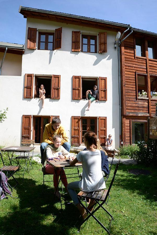 Gite Le Flourou Hotel Le Monêtier-les-Bains Exterior photo